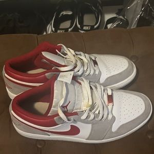 Jordan 1 low red gym grey and red